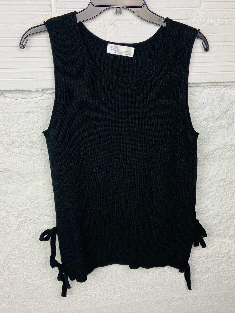 Time and Tru Black Sleeveless Knit Tank with Side Tie Detail size medium - Picture 3 of 10